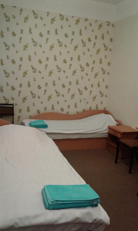 Viesu Maja Ezerkalns Hotel Krāslava Exterior foto